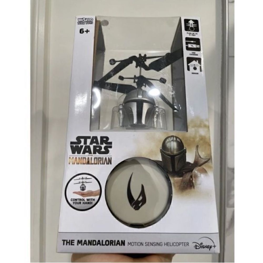 2021 Star Wars Mandalorian Mando Helmet Motion Sensing Helicopter World Tech Toy